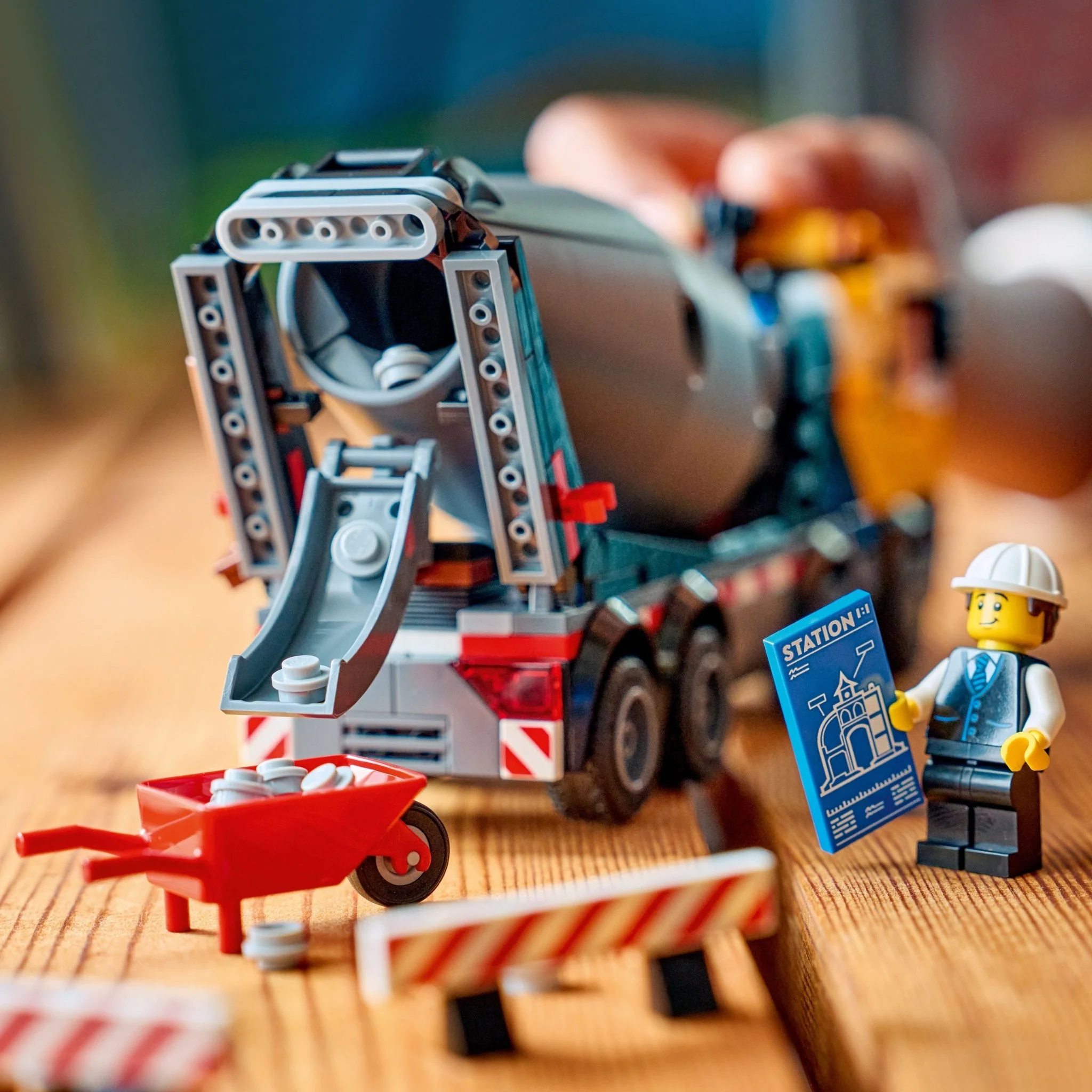 LEGO Cement Mixer 60478 - Image 4